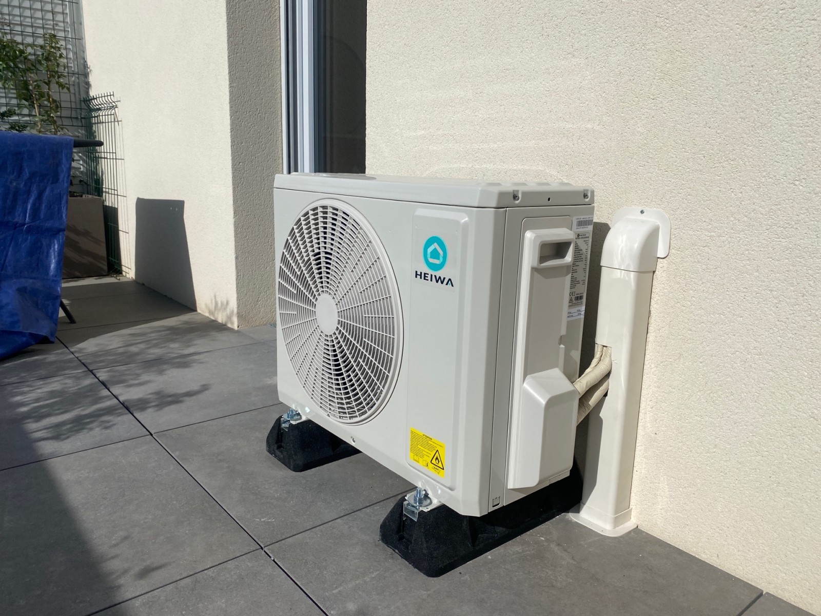 Faire poser une climatisation sur une terrasse par un artisan près d’Aix en provence