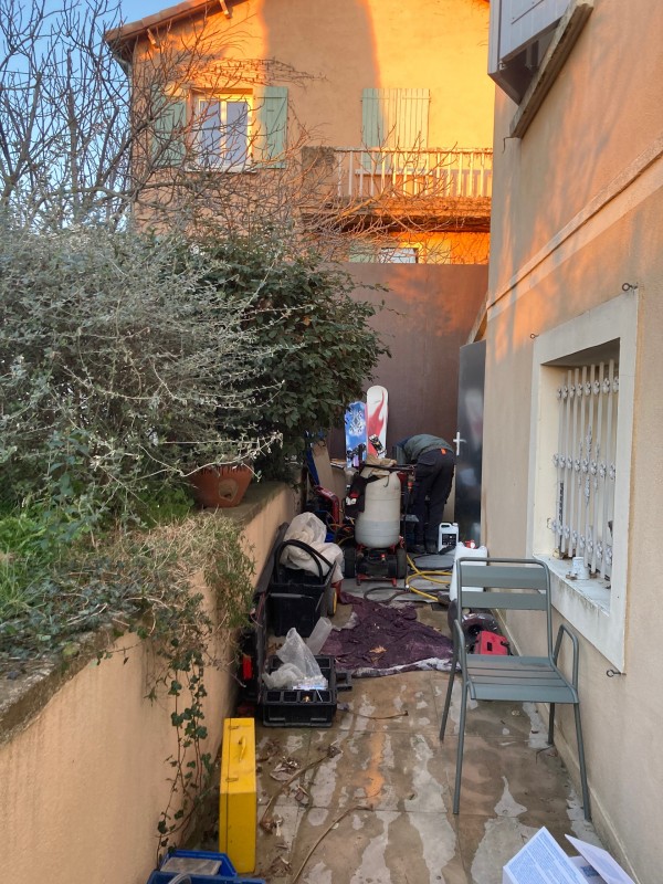 Nettoyage d’un plancher chauffant et radiateurs à Luynes dans le 13