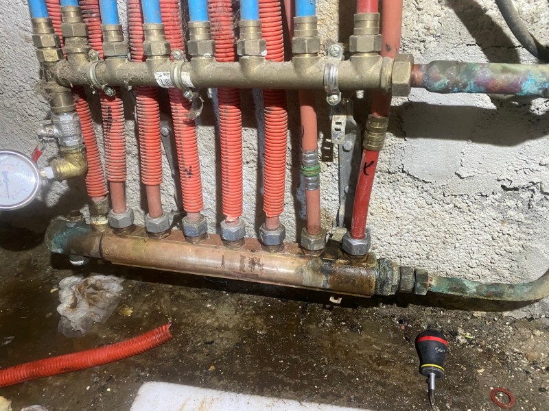 Debouchage d’un réseau de radiateurs, collecteurs emboués