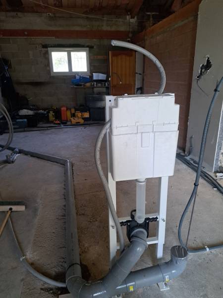 Réaliser une salle de bain design avec une baignoire îlot à Rognes près d’Aix en Provence